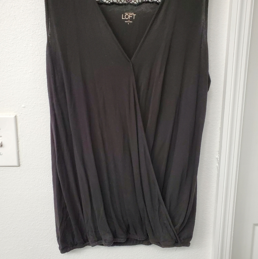 Lace Shoulder Tank - Picture 3 of 4